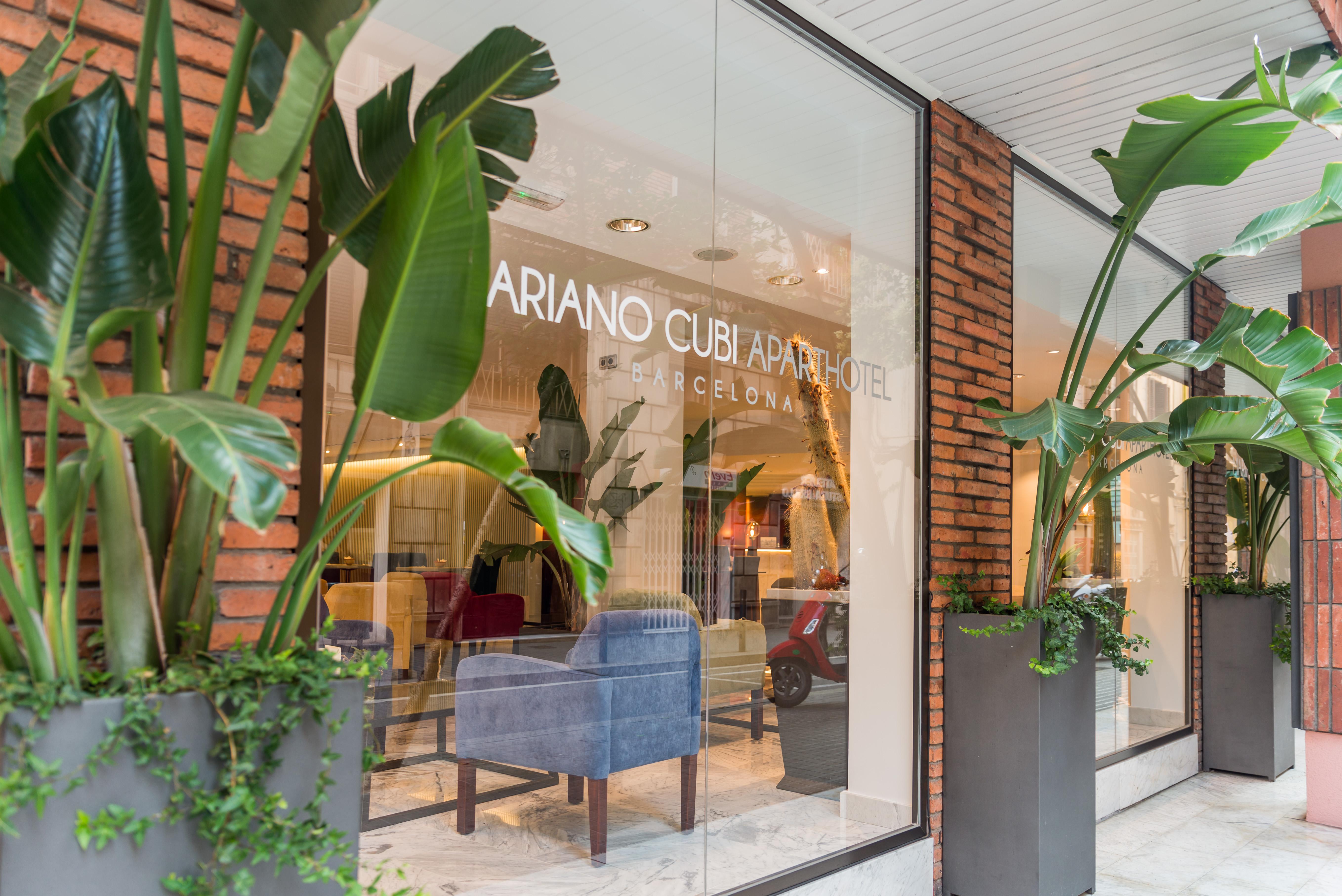 Aparthotel Mariano Cubi Barcelona Exterior photo