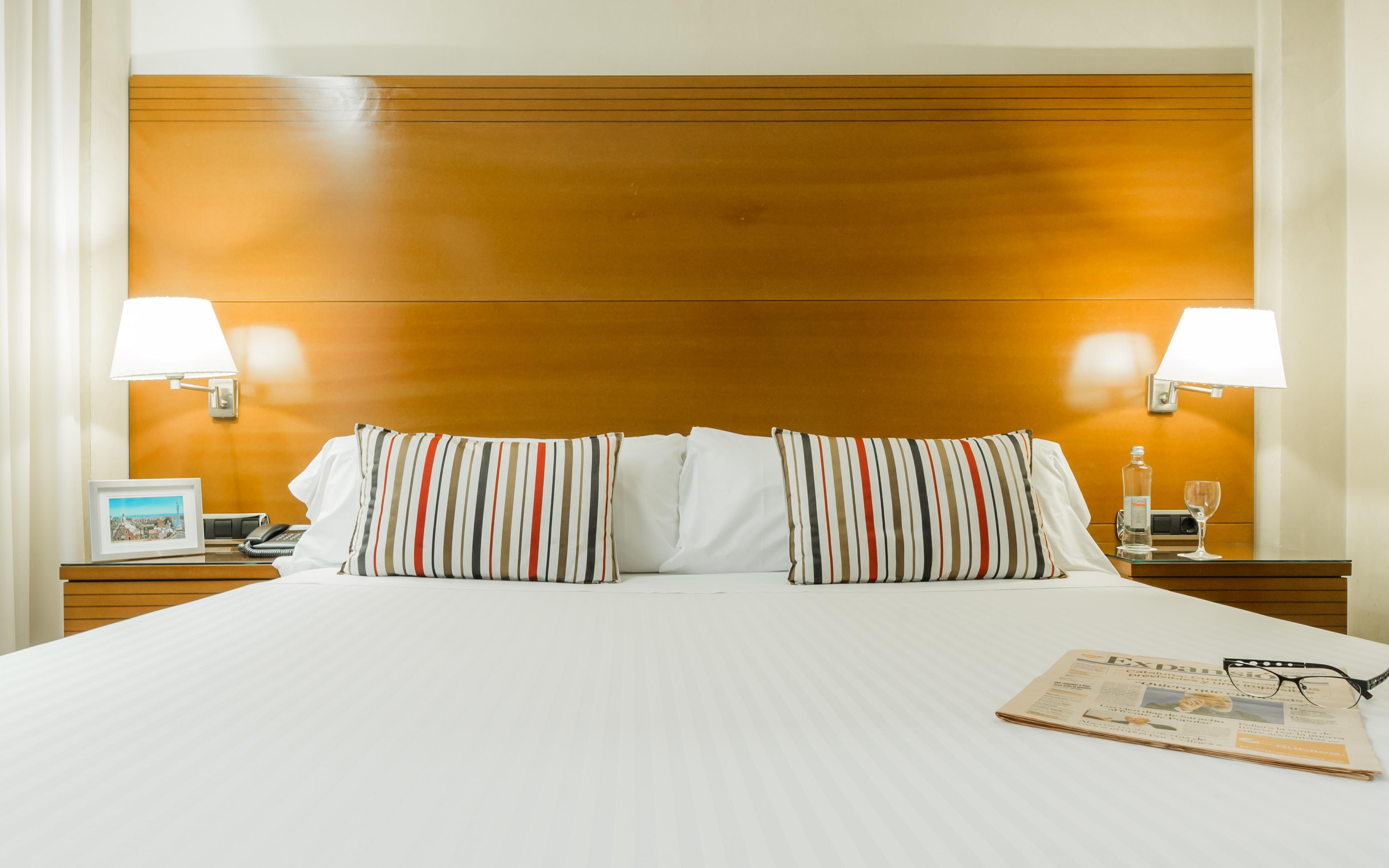 Aparthotel Mariano Cubi Barcelona Exterior photo